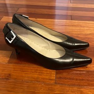 Joan & David Kitten Heels, Size 7, Women’s